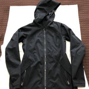 Lululemon long hooded raincoat size 4